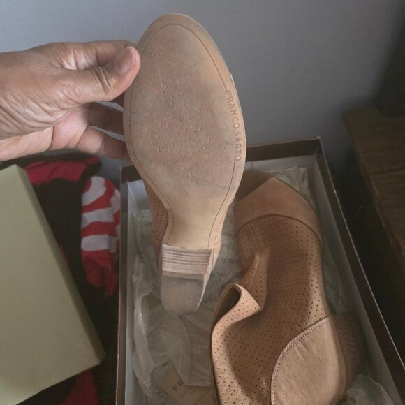 Franco Sarto Tan Perforated Ankle Booties – Women’s Size  11 - Picture 2 of 2